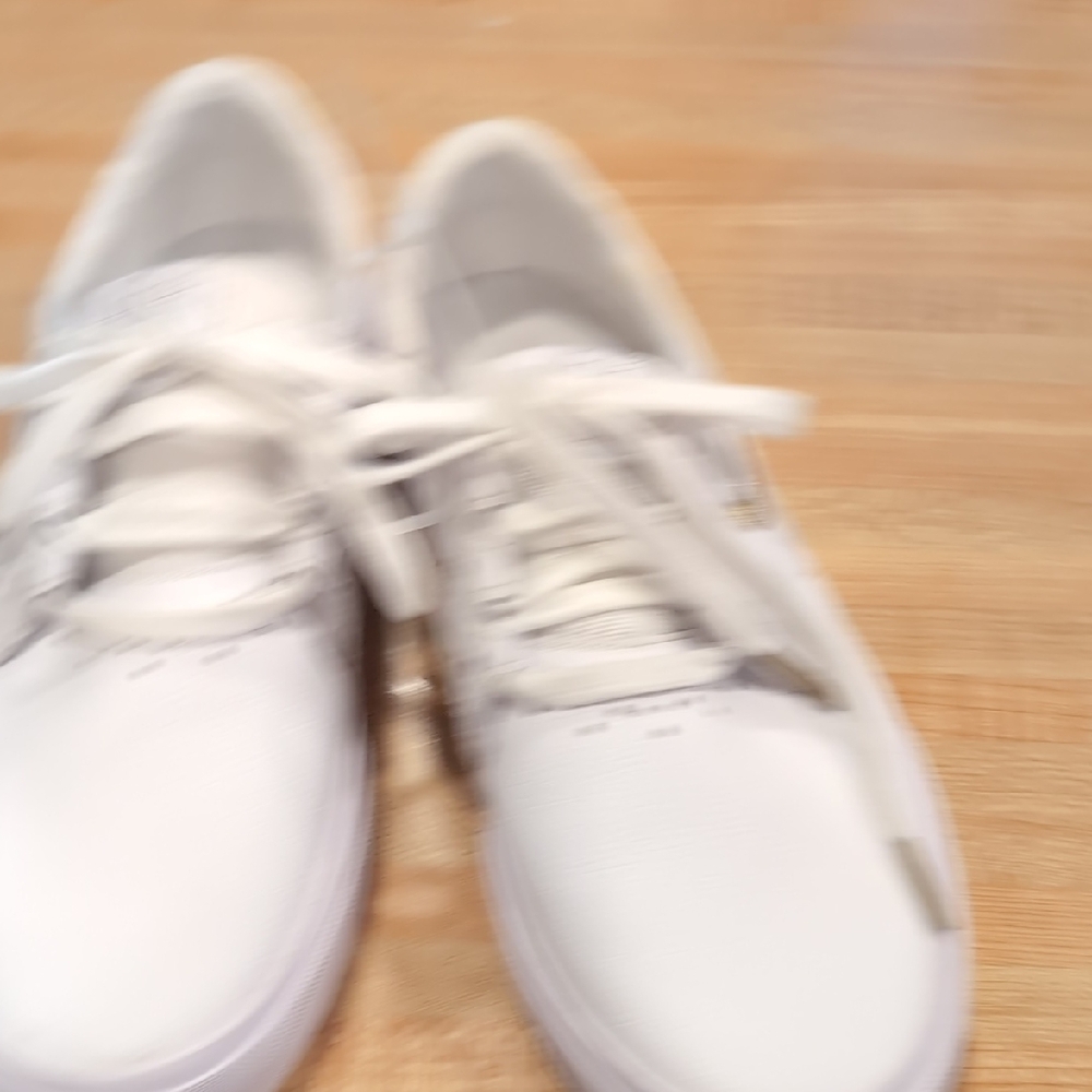 Nike White and Gold Minimalist Sneakers - Picture 4 of 7